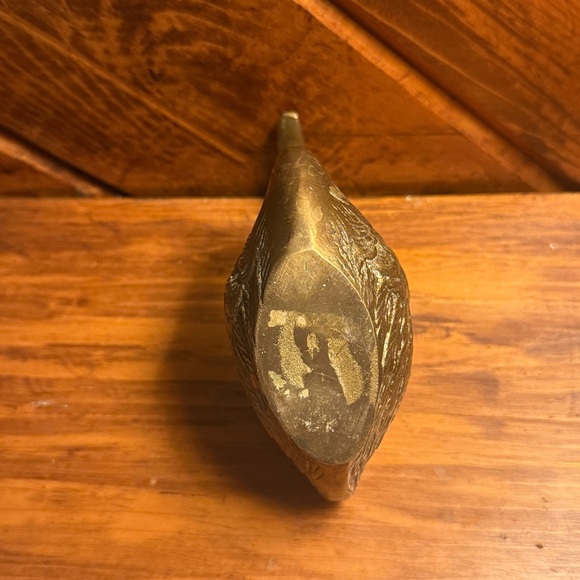 Brass Swan Trinket Holder - Picture 2 of 3